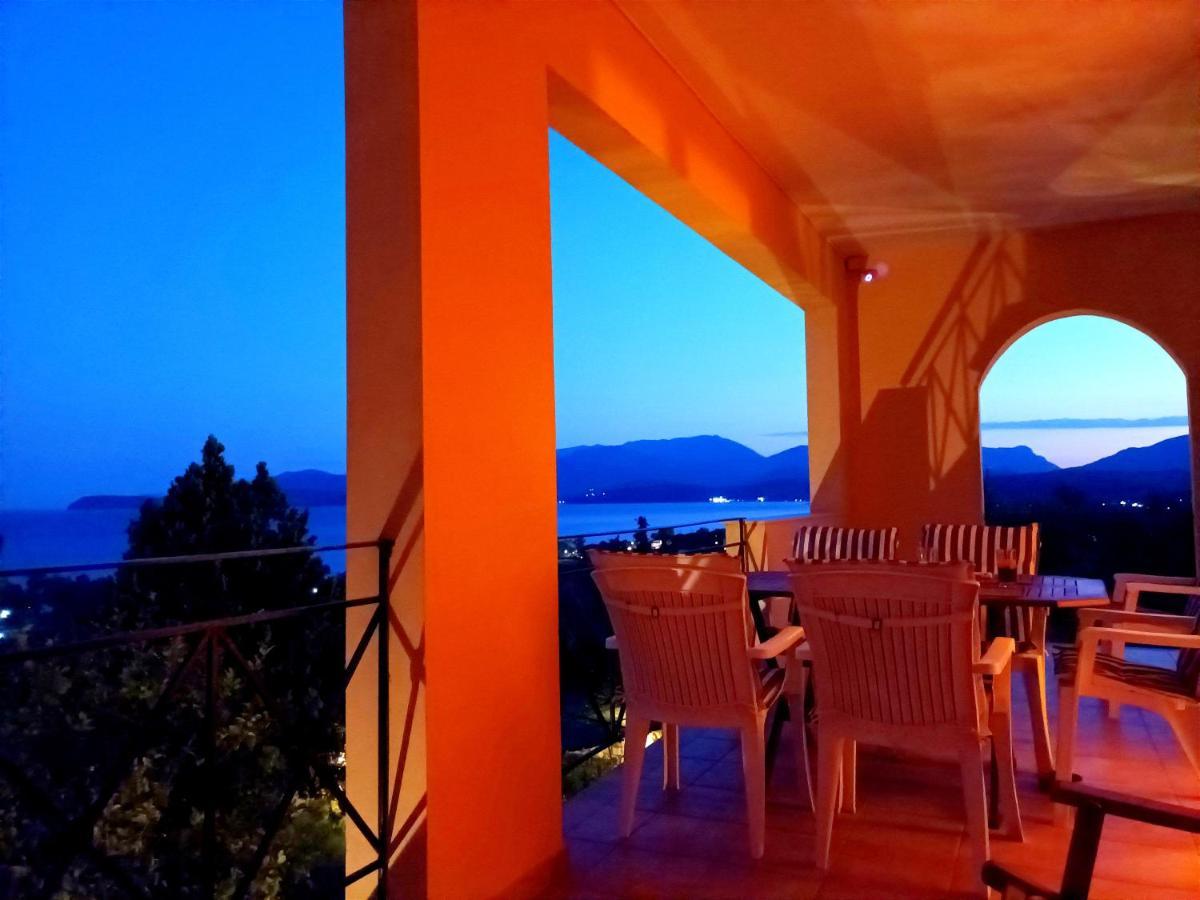 Gythio Seaside Villa Dimitrios - Panoramic View מראה חיצוני תמונה
